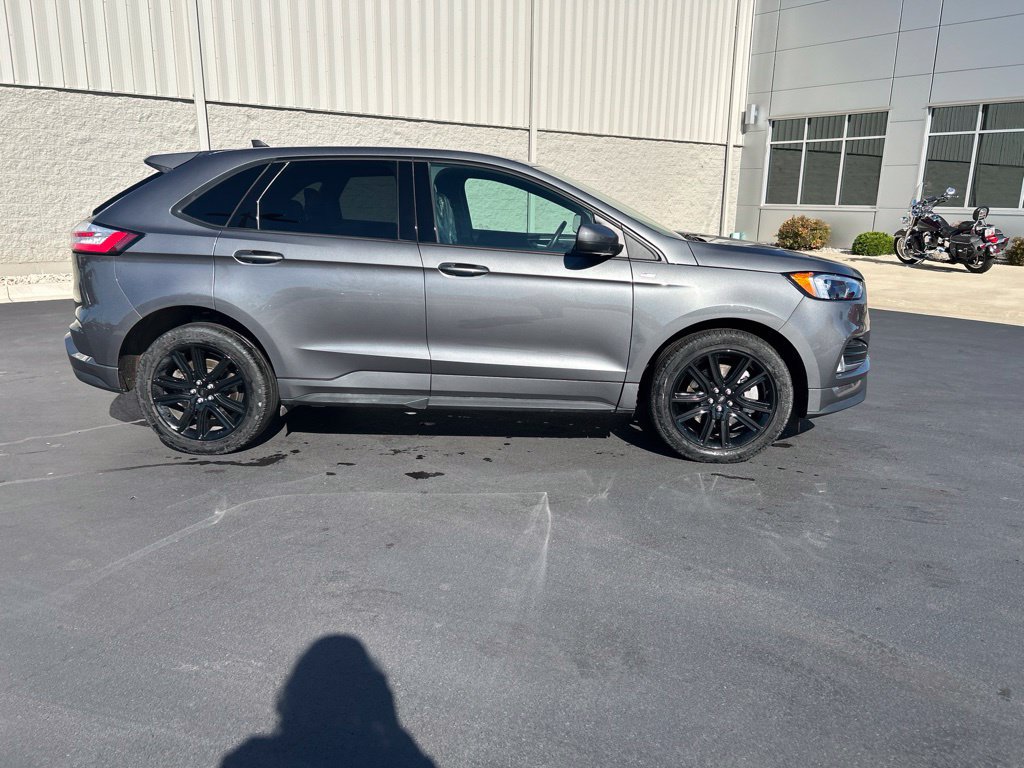 Certified 2024 Ford Edge ST-Line w/ Class II Trailer Tow Package AWD/4WD image 7