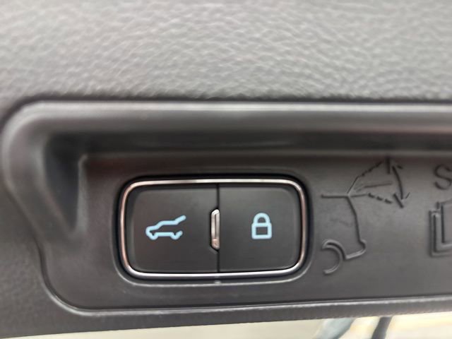 Certified 2025 Ford Explorer Platinum w/ LUX Leather Package image 7