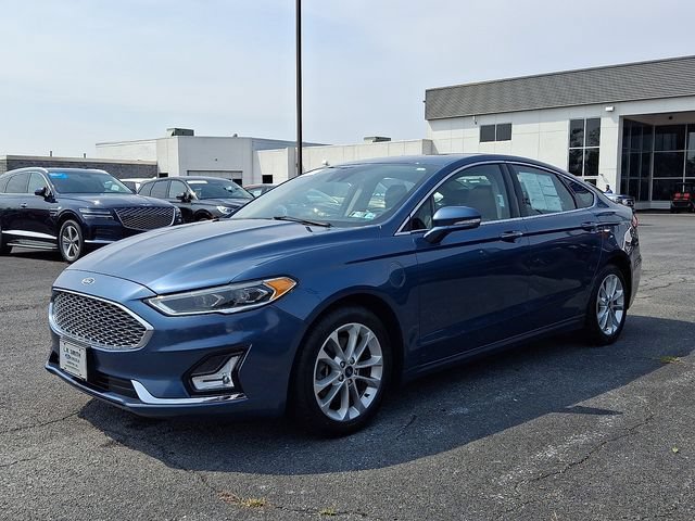 Certified 2019 Ford Fusion Energi Titanium FWD image 3