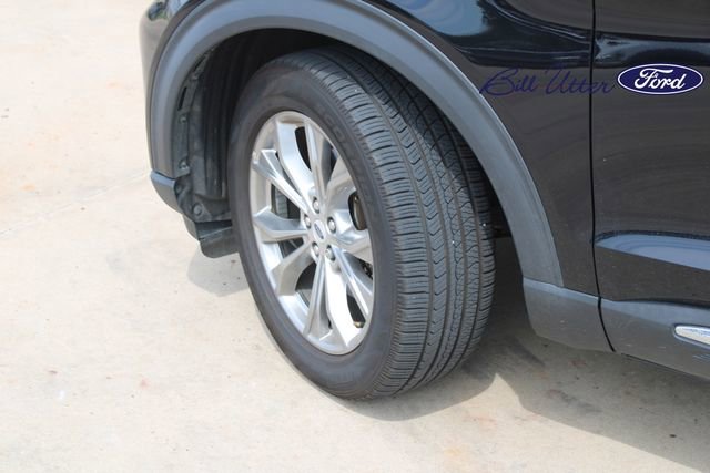 Certified 2022 Ford Explorer XLT w/ Equipment Group 202A RWD image 9