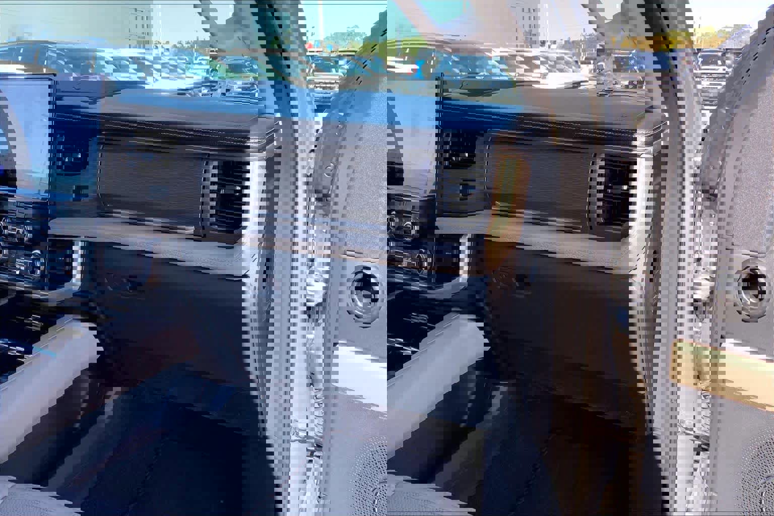 Certified 2024 Ford Expedition Max Limited image 18