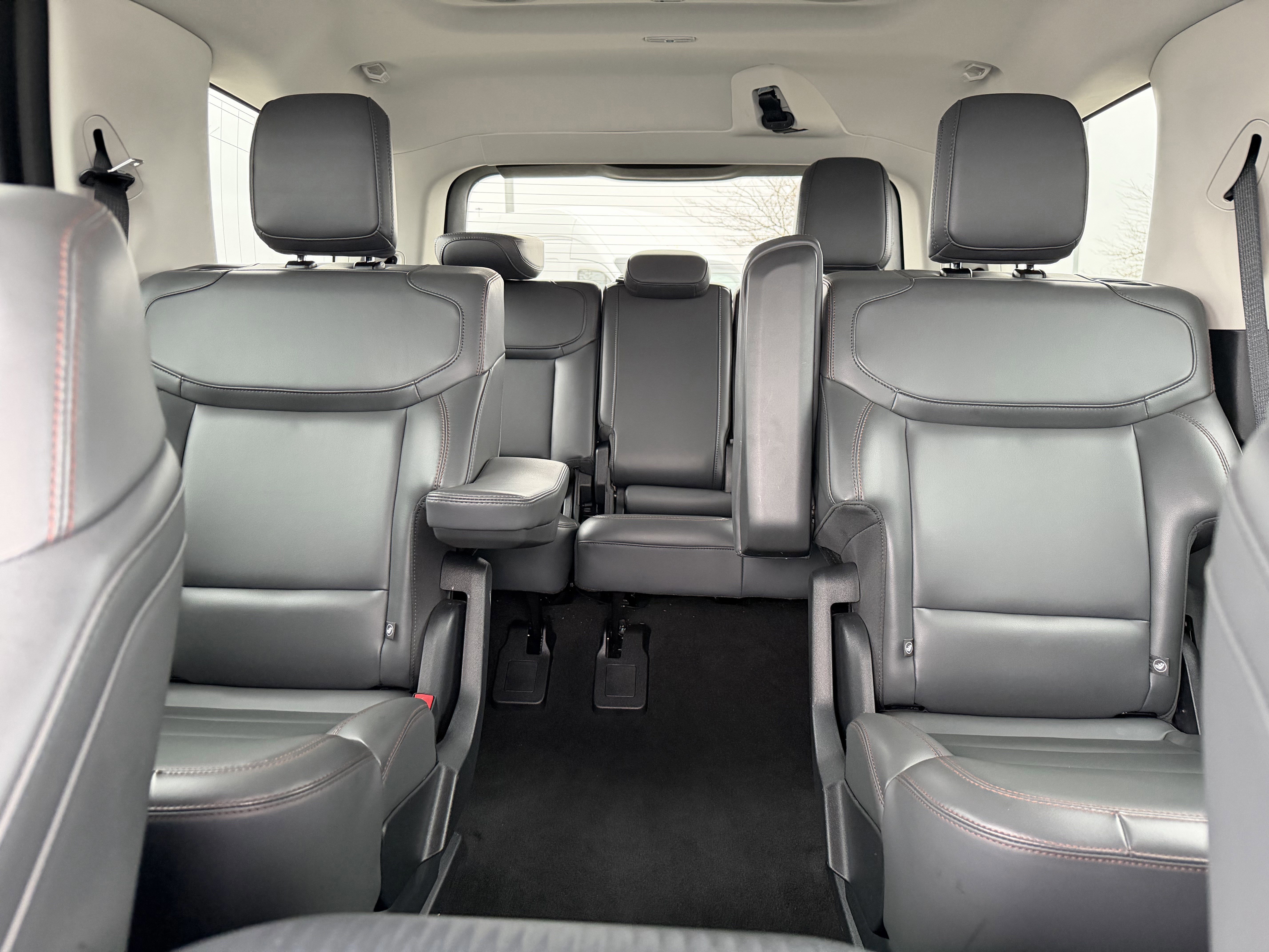 Certified 2025 Ford Expedition Active image 13