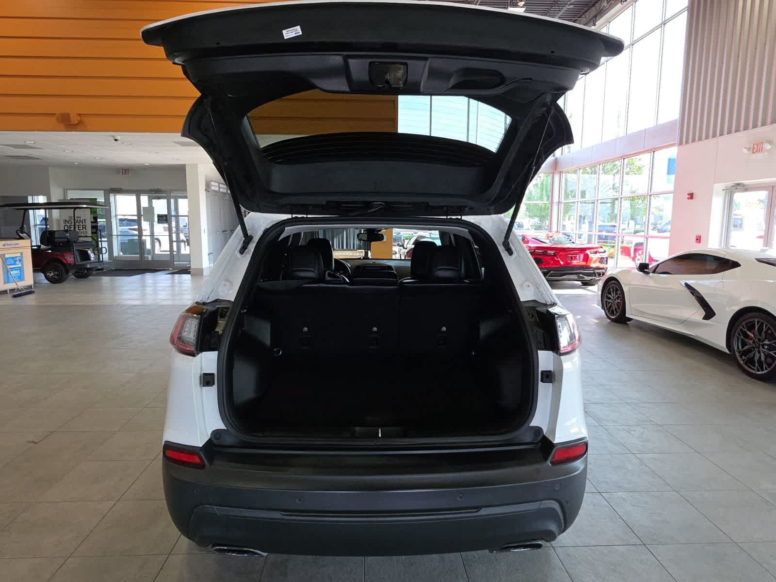 Used 2021 Jeep Cherokee Latitude Lux AWD/4WD image 28