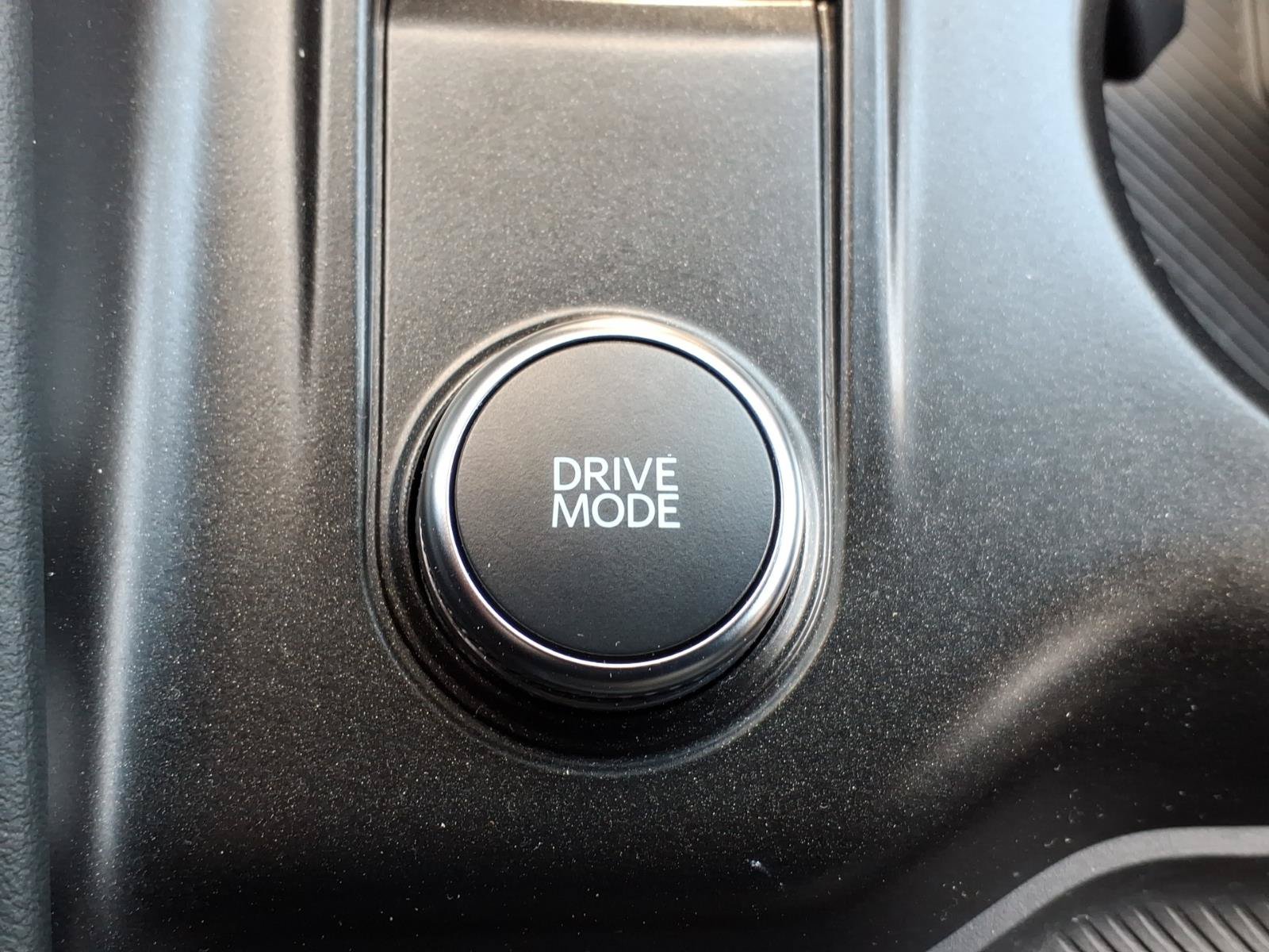Certified 2025 Ford Explorer ST-Line AWD/4WD image 22