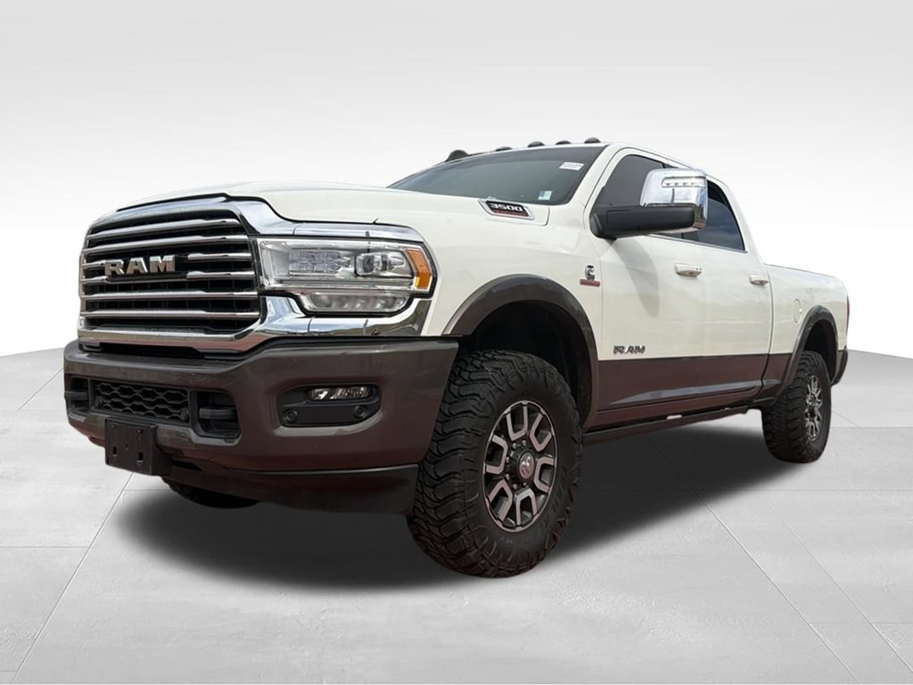 Used 2024 RAM 3500 Limited AWD/4WD image 3