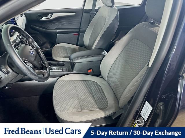 Certified 2021 Ford Escape SE w/ SE Sport Appearance Package image 15