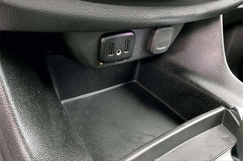 Used 2021 Chevrolet Traverse LT image 19