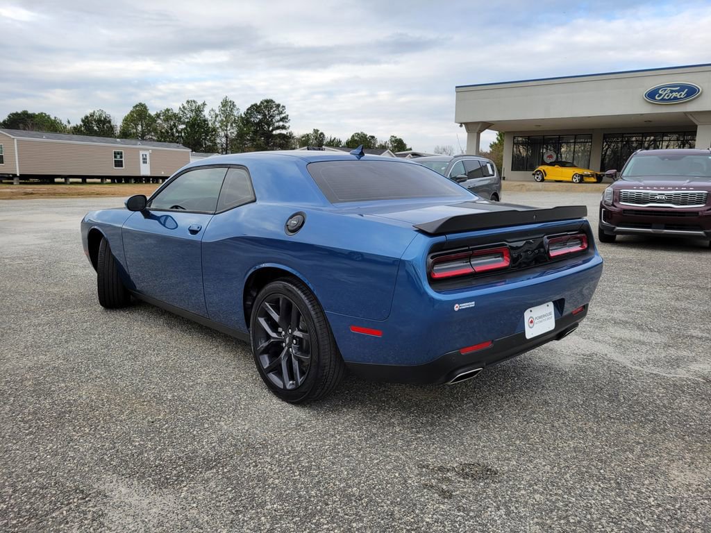 Used 2022 Dodge Challenger SXT w/ Plus Package image 3