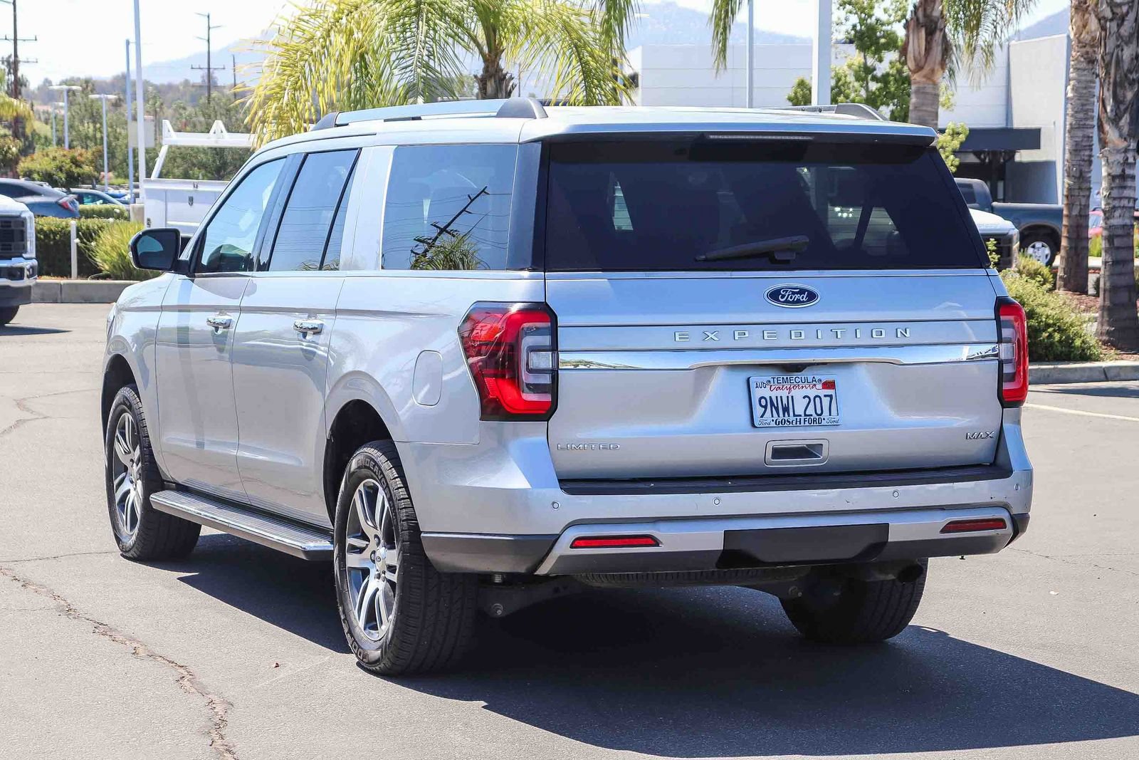 Certified 2022 Ford Expedition Max Limited AWD/4WD image 6