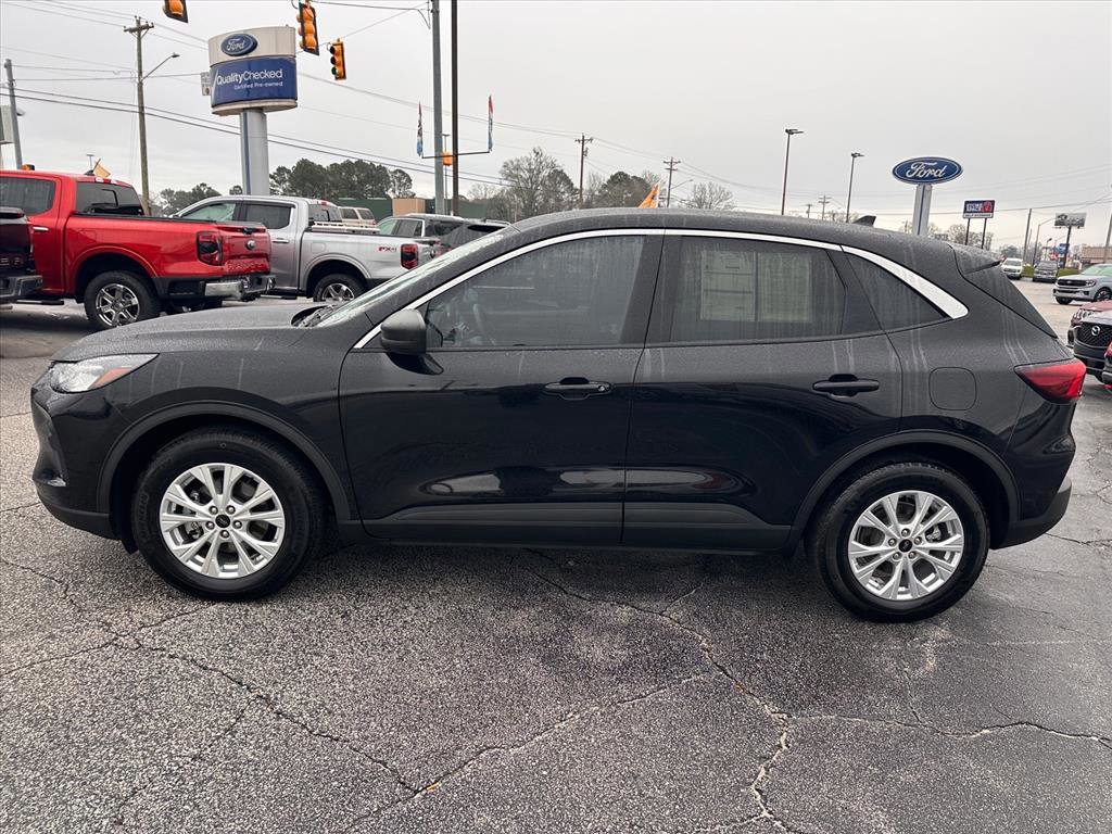 Certified 2024 Ford Escape Active image 2