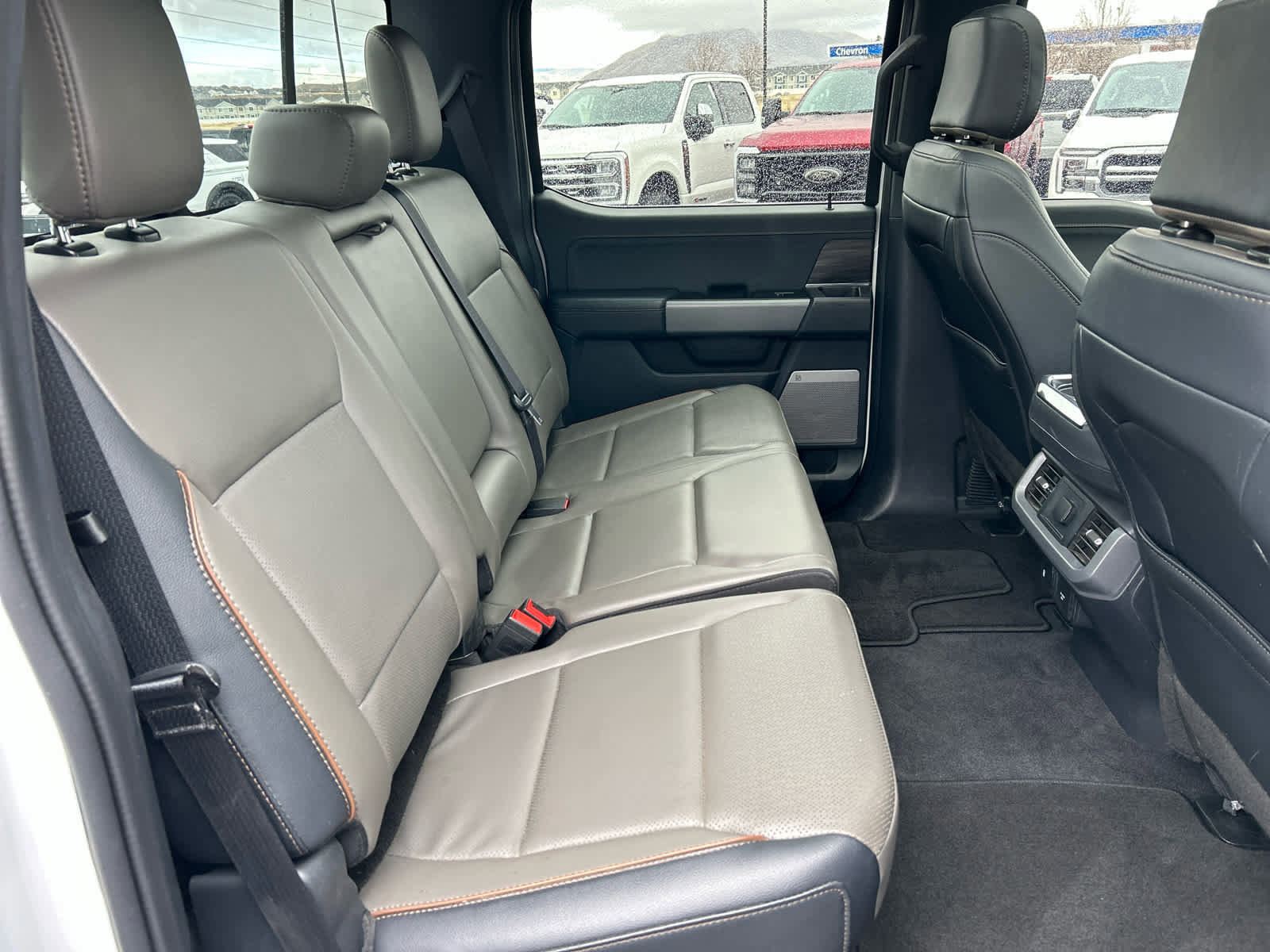 Certified 2025 Ford F150 Lariat w/ FX4 Off-Road Package image 21