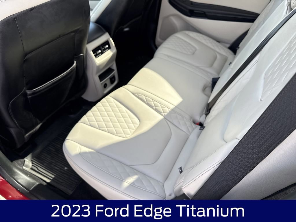 Certified 2023 Ford Edge Titanium w/ Class II Trailer Tow Package image 15