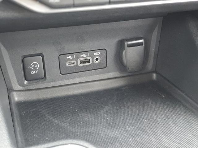 Used 2025 Nissan Sentra SR w/ SR Premium Package image 22