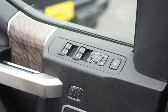 Certified 2019 Ford F250 Lariat w/ Lariat Value Package image 28