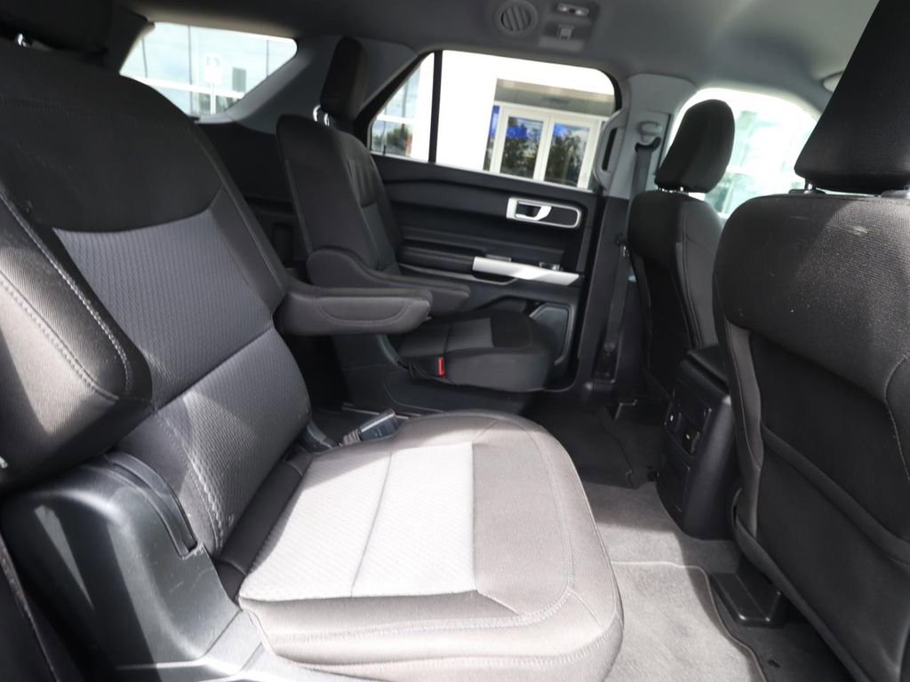 Certified 2022 Ford Explorer XLT image 22