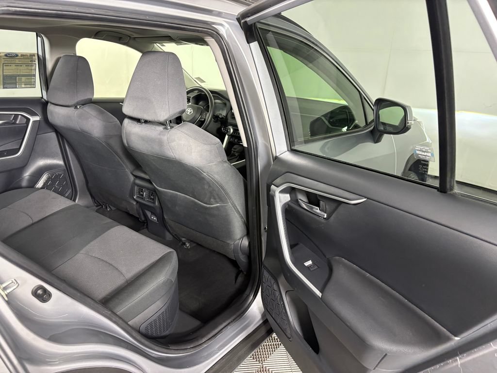 Used 2024 Toyota RAV4 XLE w/ Convenience Package AWD/4WD image 34