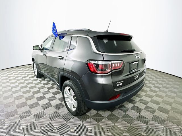 Used 2022 Jeep Compass Latitude w/ Convenience Group image 3