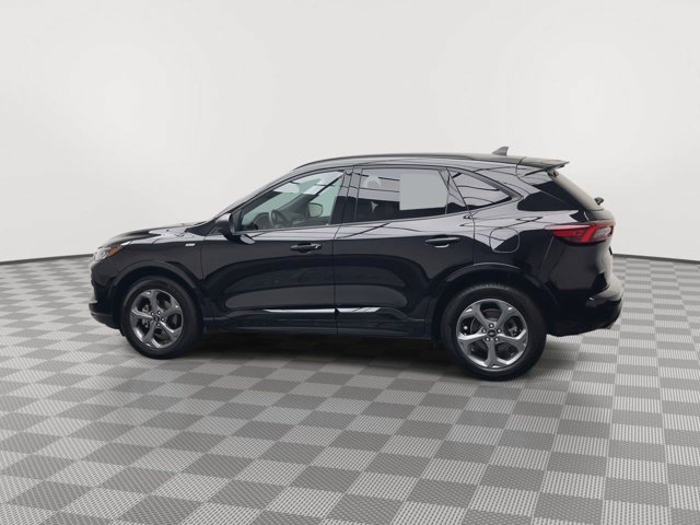 Certified 2023 Ford Escape ST-Line w/ Tech Pack #1 AWD/4WD image 35