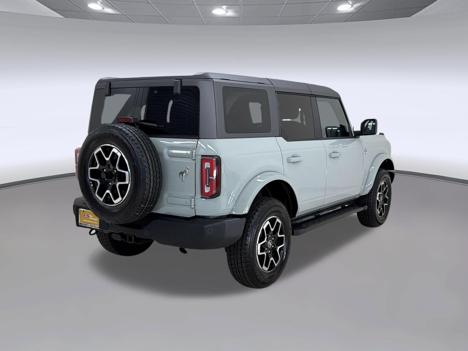 Certified 2024 Ford Bronco Outer Banks AWD/4WD image 9