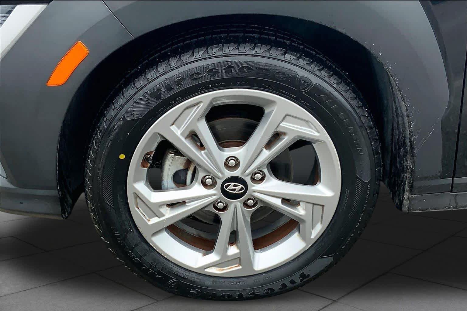 Used 2023 Hyundai Kona SEL w/ Convenience Package FWD image 10