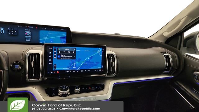 Certified 2025 Ford Expedition Max Platinum image 21