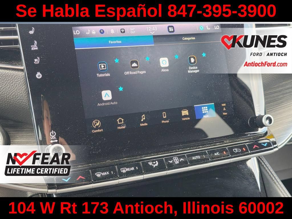 Used 2024 Jeep Wagoneer L Series II w/ Flexible Seating Group AWD/4WD image 64