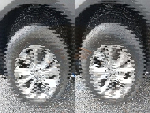 Certified 2022 Ford Explorer XLT w/ Equipment Group 202A image 14