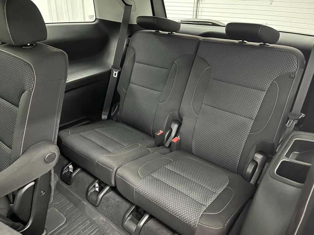 Used 2023 GMC Acadia SLE w/ Driver Convenience Package image 33