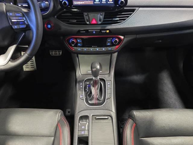Used 2018 Hyundai Elantra GT Sport w/ Sport Tech Package 04 FWD image 16