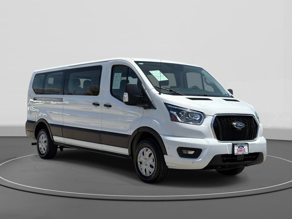 Certified 2023 Ford Transit 350 XLT RWD image 4