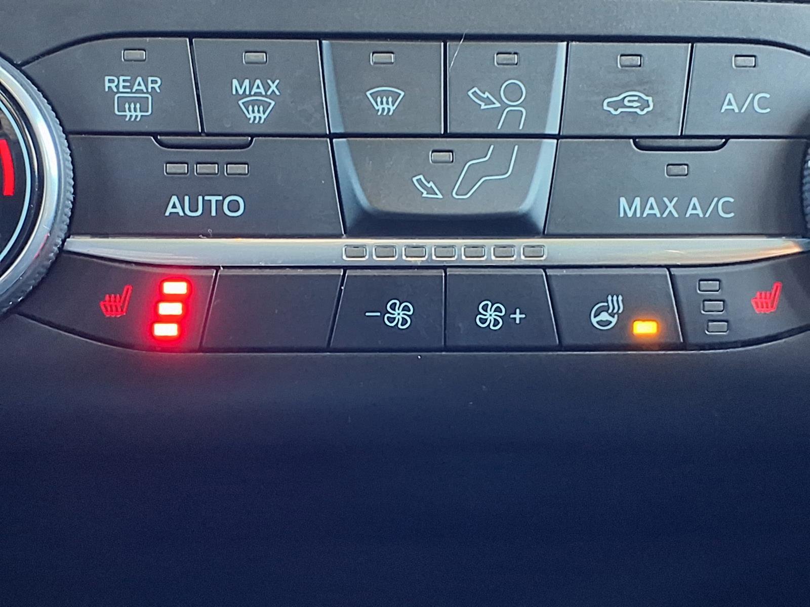 Certified 2023 Ford Escape Active AWD/4WD image 5