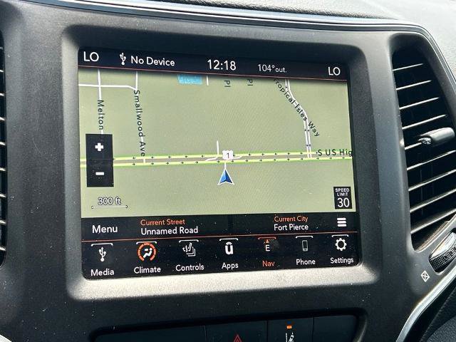 Used 2022 Jeep Cherokee Trailhawk w/ Sun, Sound & Nav Group AWD/4WD image 33