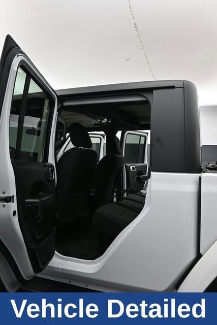 Used 2022 Jeep Gladiator Sport AWD/4WD image 16