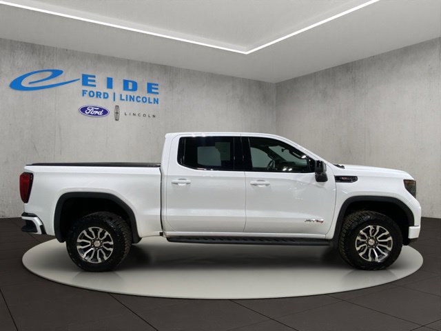 Used 2023 GMC Sierra 1500 AT4 w/ AT4 Premium Package AWD/4WD image 7