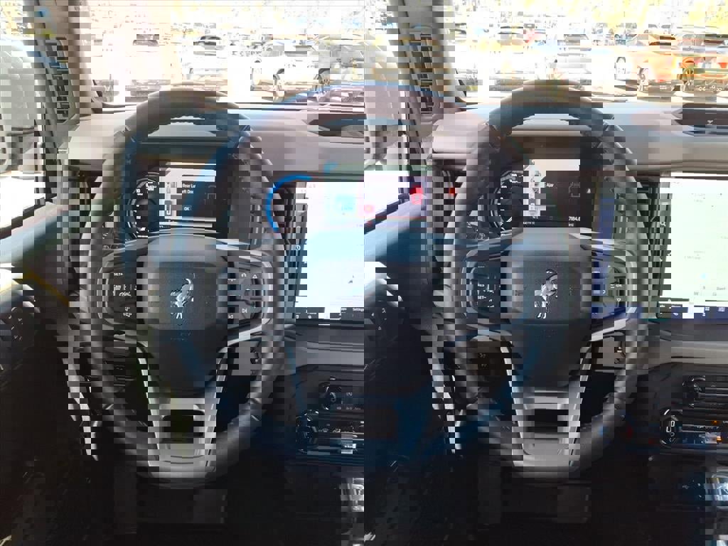 Certified 2024 Ford Bronco Wildtrak image 19