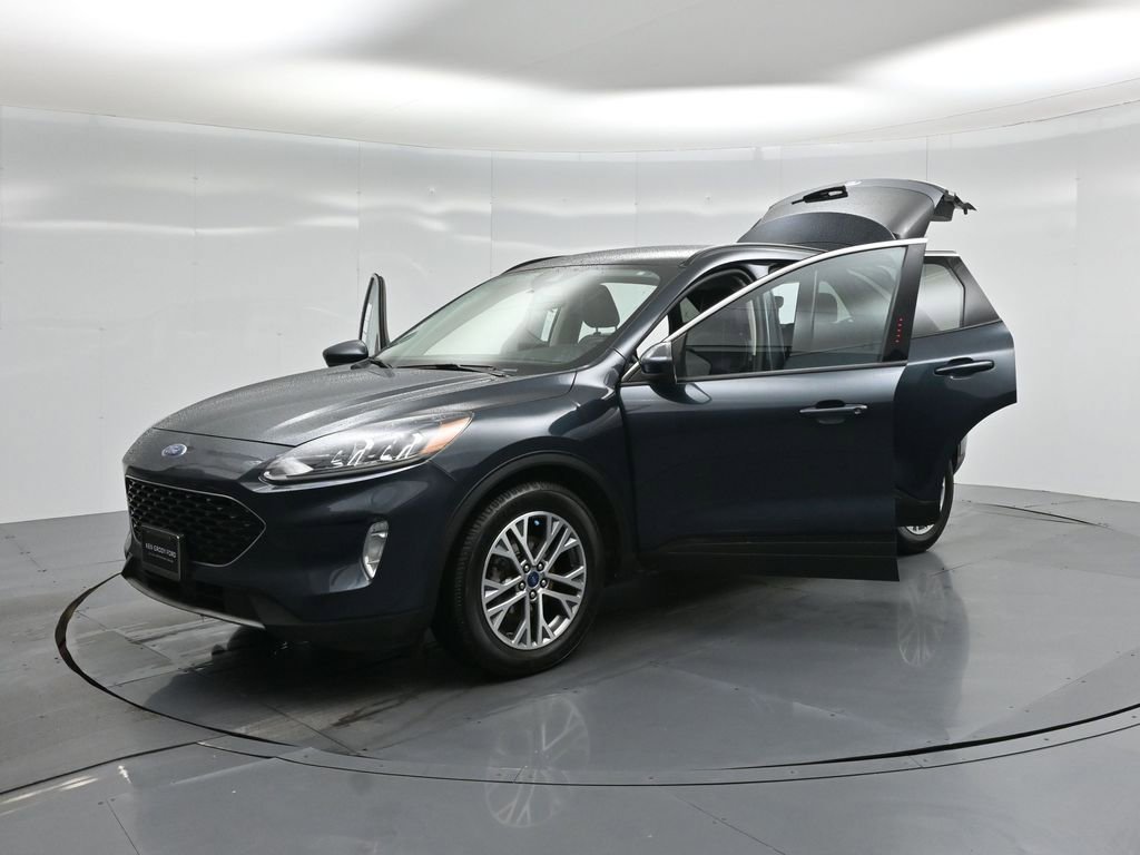 Certified 2022 Ford Escape SEL image 30