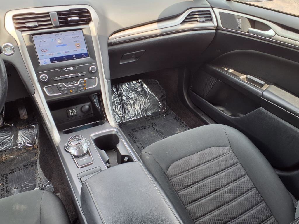 Certified 2020 Ford Fusion SE image 14