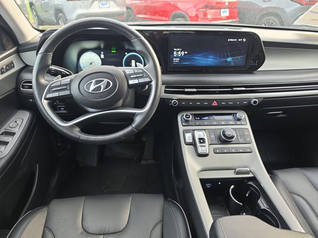 Used 2024 Hyundai Palisade SEL w/ Premium Package FWD image 17