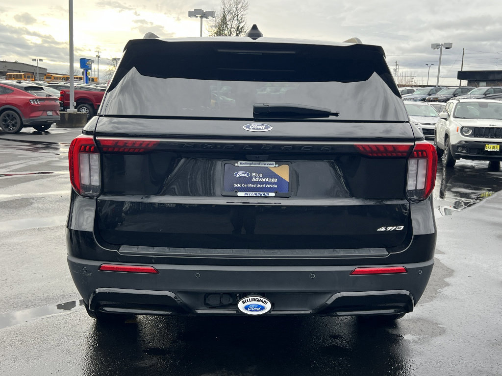 Certified 2025 Ford Explorer ST-Line image 4