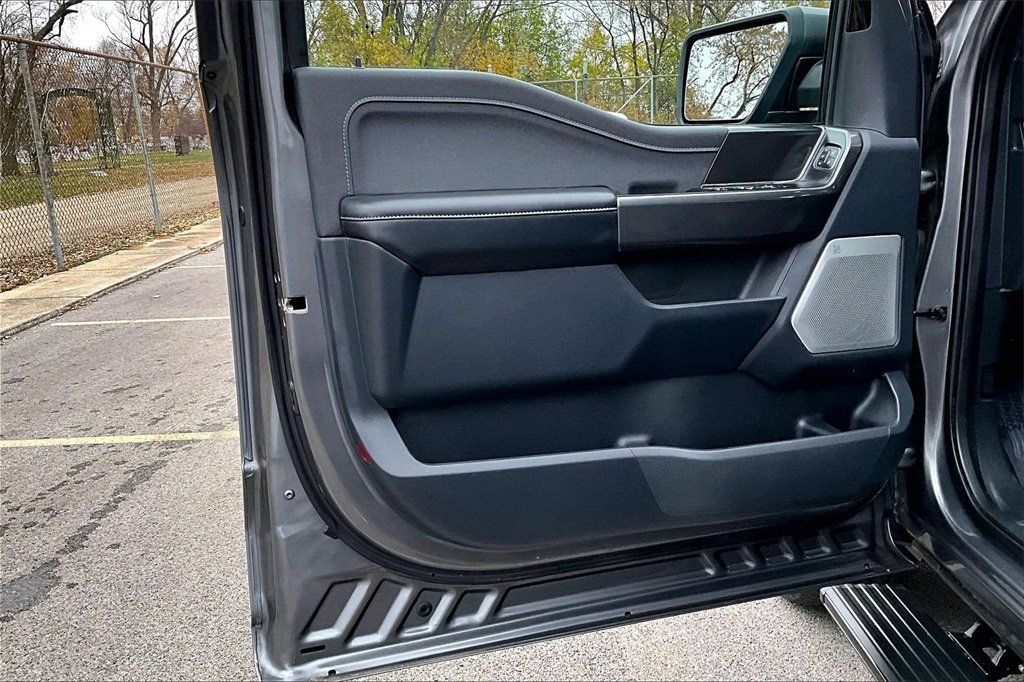 Certified 2022 Ford F150 Lariat w/ Equipment Group 502A High image 22