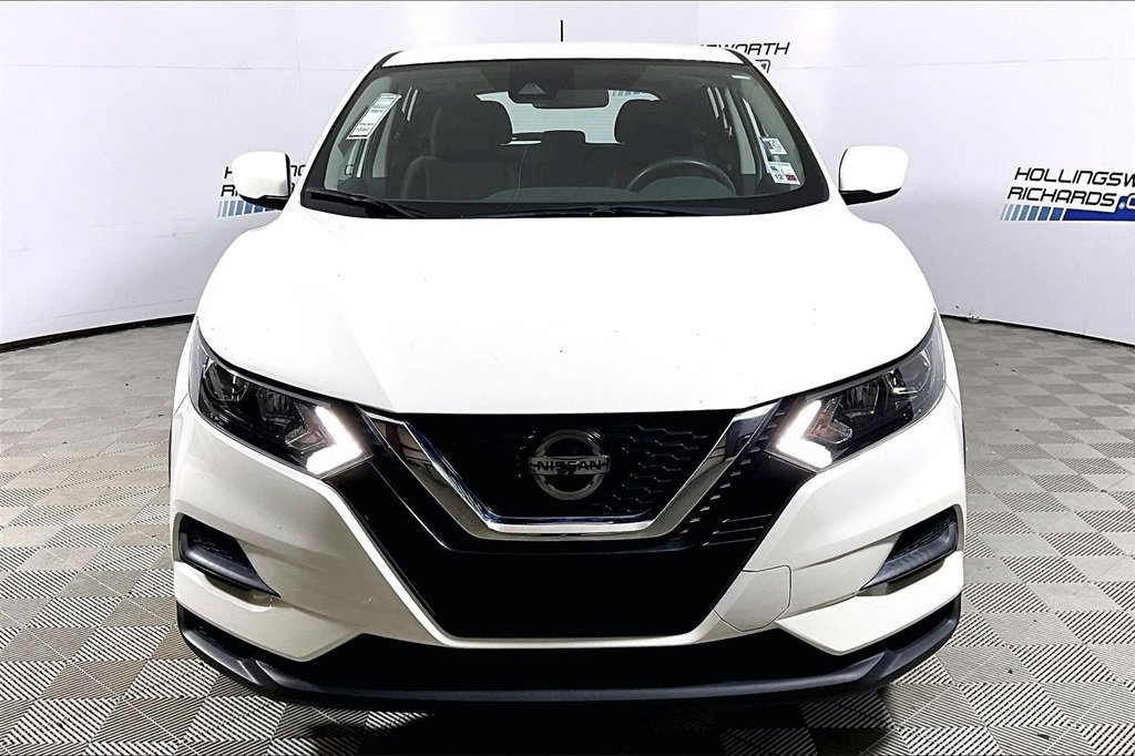 Used 2021 Nissan Rogue Sport S image 2
