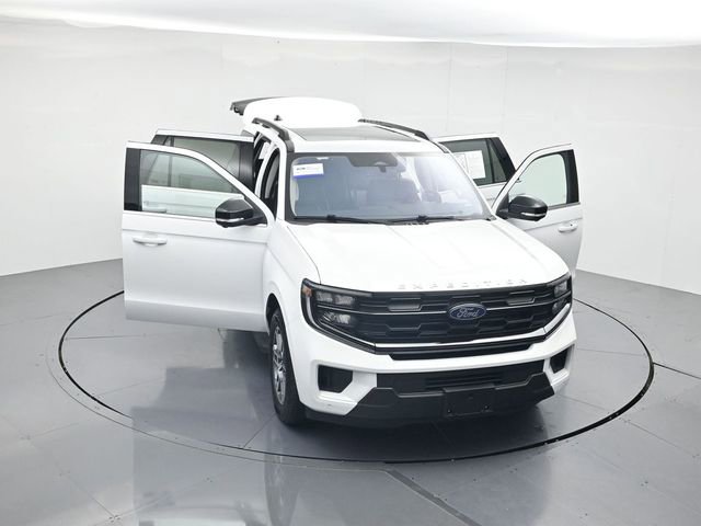 Certified 2025 Ford Expedition Active AWD/4WD image 53