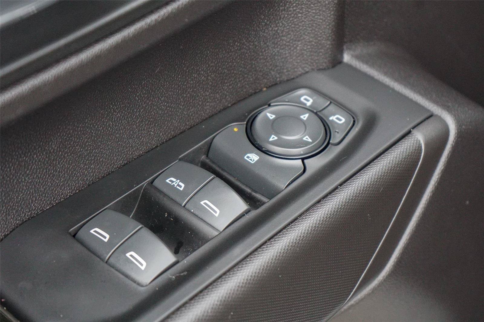 Used 2023 Chevrolet Silverado 1500 Custom RWD image 18
