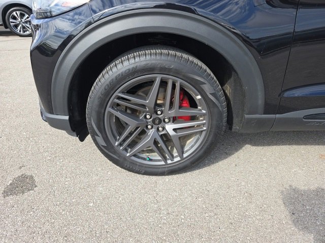 Certified 2025 Ford Explorer ST-Line w/ ST-Line Street Pack image 9