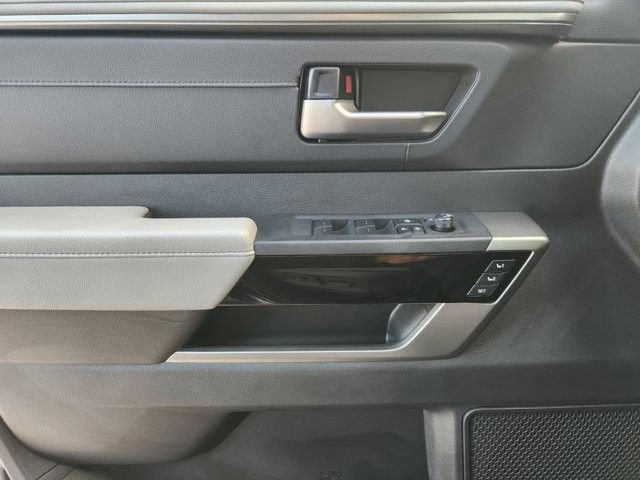 Used 2026 Toyota Tundra Limited AWD/4WD image 21