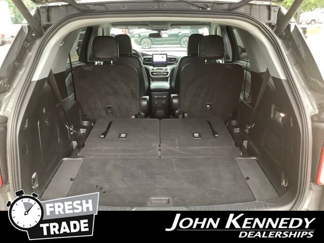 Certified 2023 Ford Explorer XLT w/ Equipment Group 202A AWD/4WD image 36