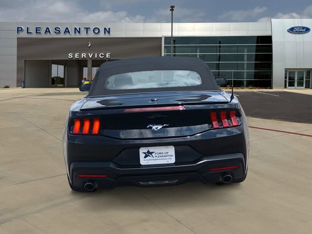 Certified 2025 Ford Mustang Premium RWD image 4