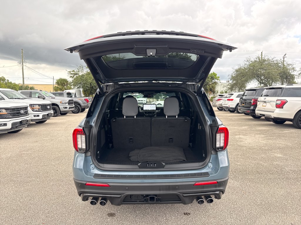 Certified 2026 Ford Explorer ST w/ Sun And Sound Package RWD image 30