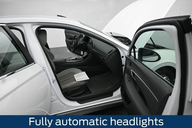 Used 2022 Hyundai Sonata SE w/ Cargo Package FWD image 14