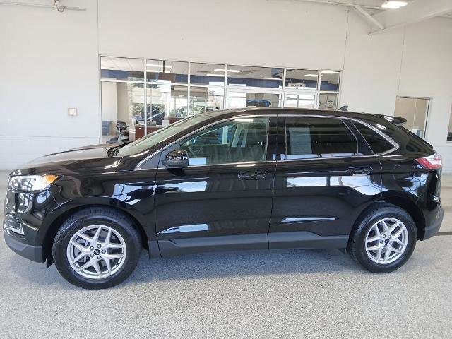 Certified 2024 Ford Edge SEL w/ Convenience Package image 2